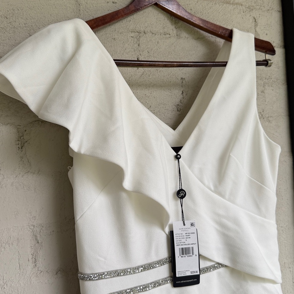 NWT Adrianna Papell Ivory Crepe One-Shoulder Jumpsuit w Crystal Waist (8) - Picture 4 of 12